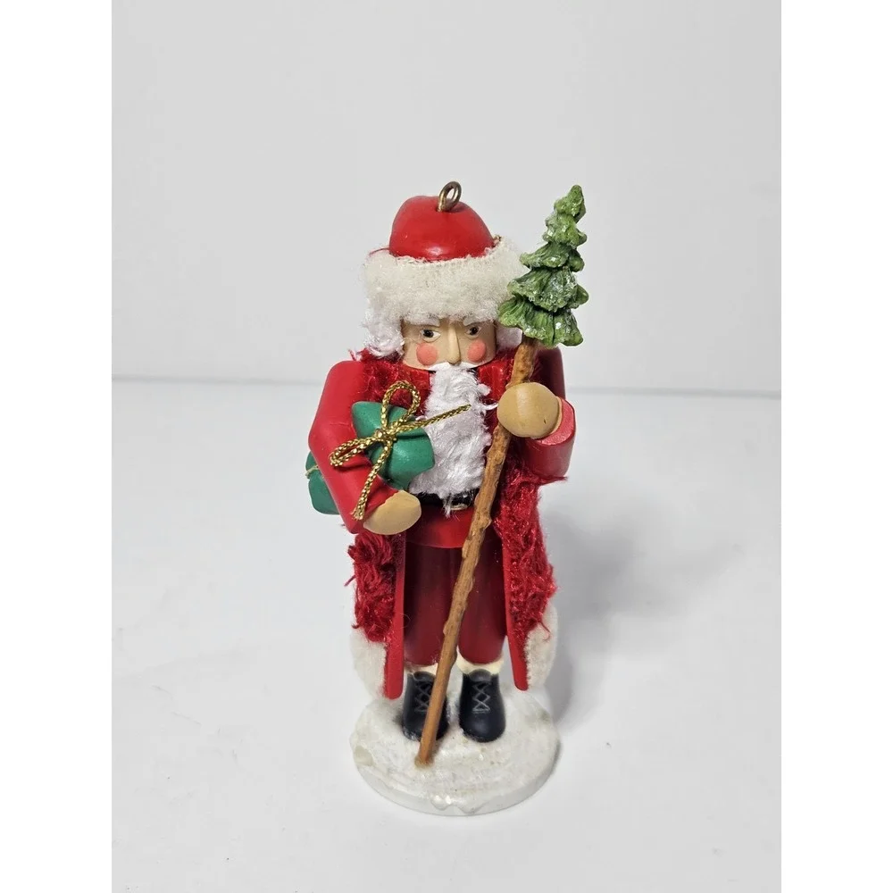 2007 Hallmark Keepsake Nutcracker Santa Special Edition Christmas Ornament QXE90